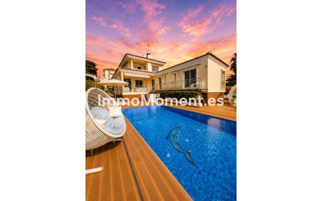Freistehende Villa - Wiederverkauf - Torrevieja - La Mata