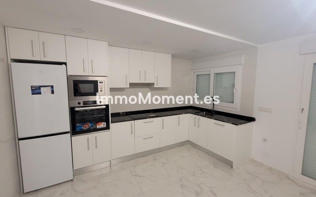 Freistehende Villa - Wiederverkauf - Torrevieja - Torrevieja Centro