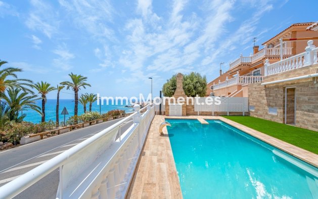 Freistehende Villa - Wiederverkauf - Torrevieja - Torrevieja Centro