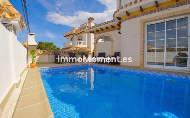 Freistehende Villa - Wiederverkauf - Torrevieja - Torrevieja Centro