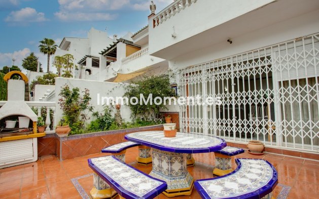 Geschakelde woning - Bestaande woning - Estepona  - Estepona Centro