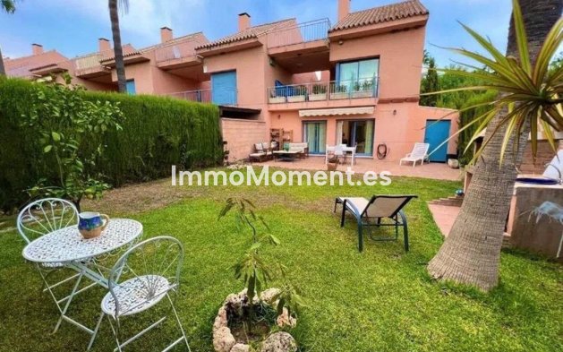 Geschakelde woning - Bestaande woning - Marbella - Nueva Andalucía