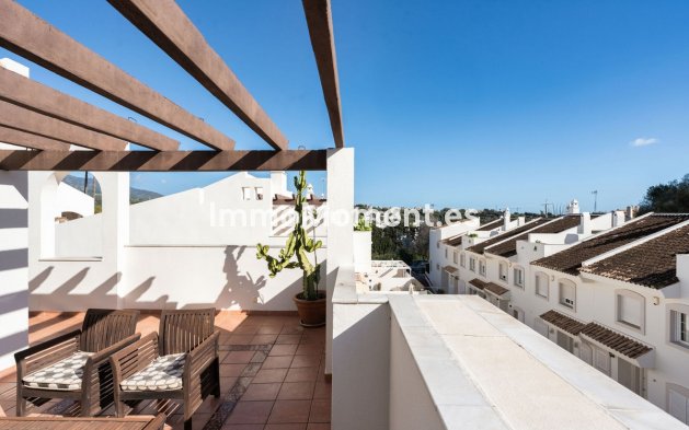 Geschakelde woning - Bestaande woning - Marbella - Nueva Andalucía