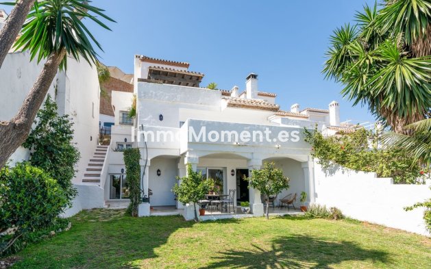 Geschakelde woning - Bestaande woning - Marbella - Puerto Banús