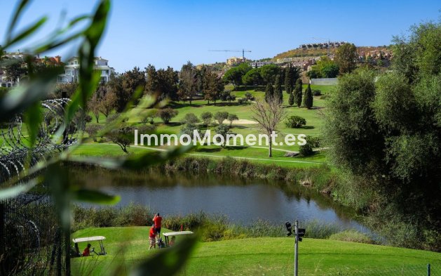 Grond - Nieuwbouw - Estepona  - Atalaya