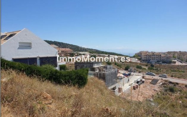 Grundstück - Wiederverkauf - Benalmadena - Benalmadena Centro