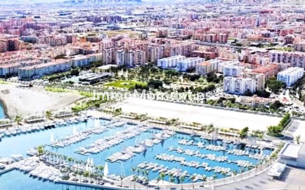 Grundstück - Wiederverkauf - Málaga - Huelin