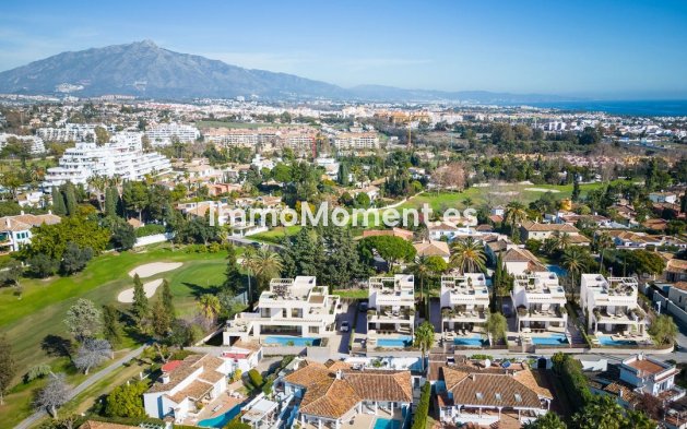 Grundstück - Wiederverkauf - Marbella - Guadalmina Alta