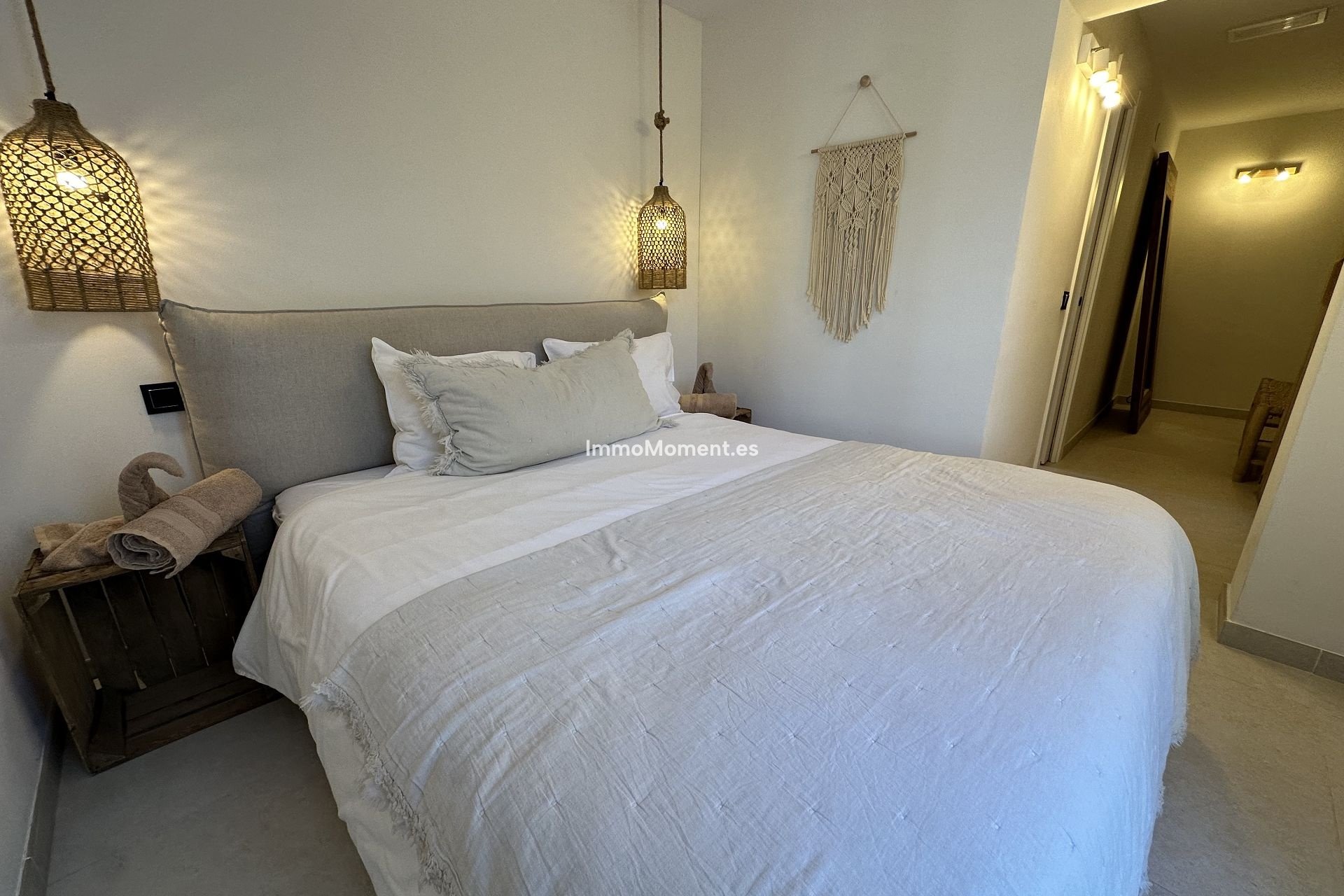 Kurzzeitvermietung - Freistehende Villa - Estepona Ost - Costalita