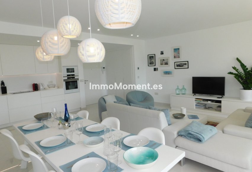 Kurzzeitvermietung - Wohnung - Estepona  - Atalaya