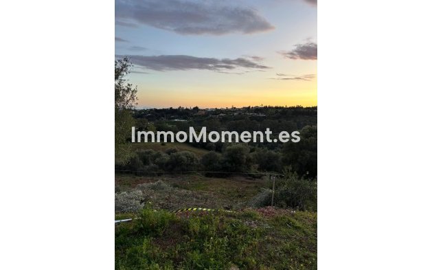 Land - Bestaande woning - Estepona - Estepona Centro