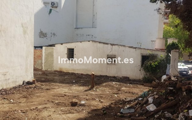 Land - Wiederverkauf - Estepona  - Estepona Centro