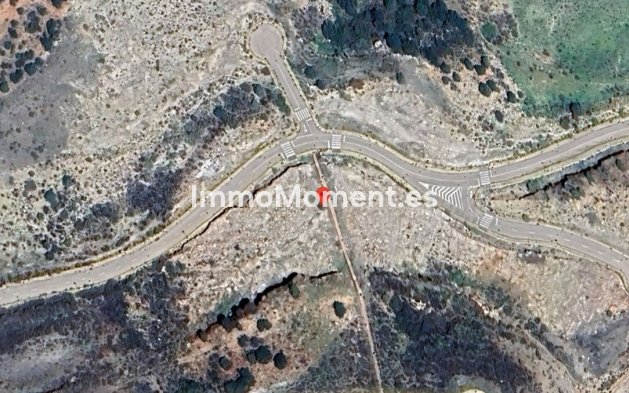 Land - Wiederverkauf -   Inländisch - Alhaurín el Grande Centro