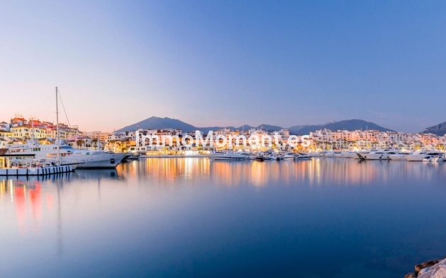 Land - Wiederverkauf - Marbella - Puerto Banús