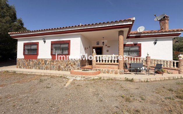 Landhuis - Bestaande woning - Binnenland  - Almogía
