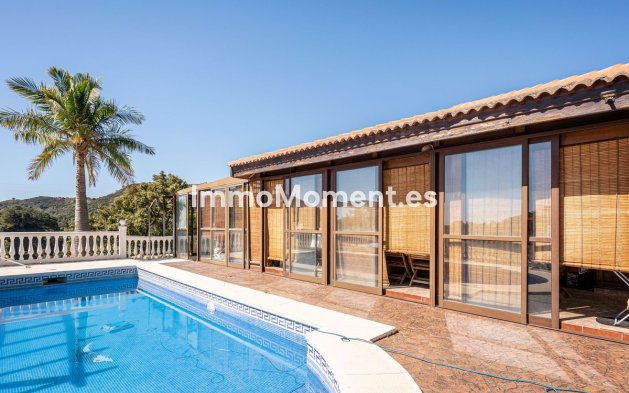 Landhuis - Bestaande woning - Estepona  - Estepona Centro