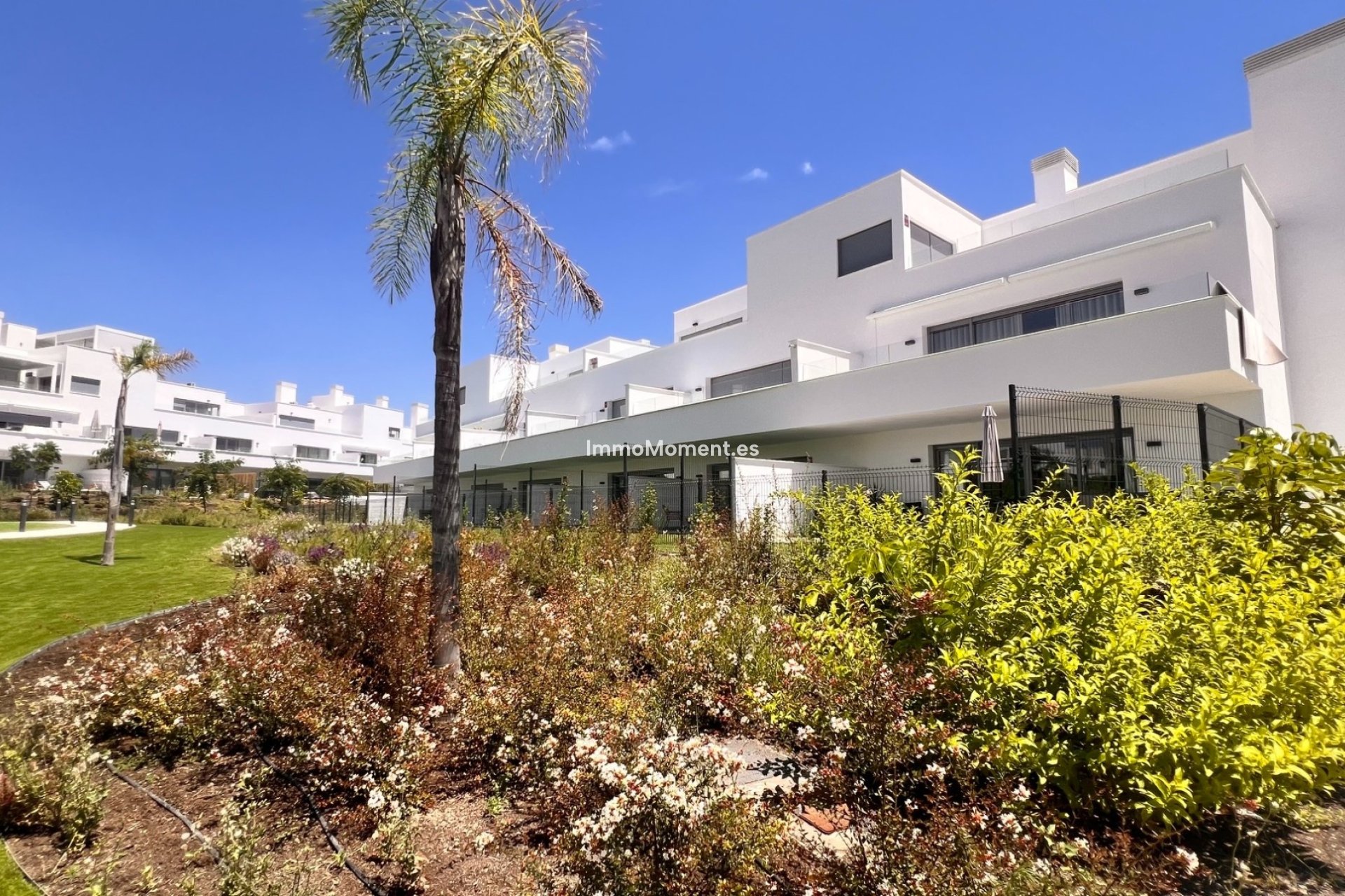 Lange termijn verhuur - Appartement - Estepona  - Cancelada