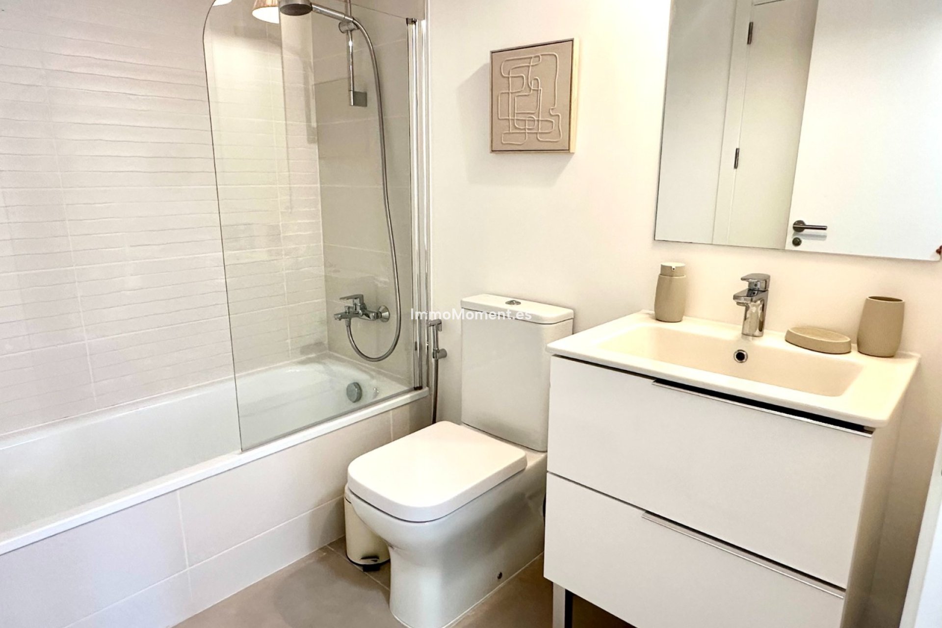 Lange termijn verhuur - Appartement - Estepona  - Cancelada