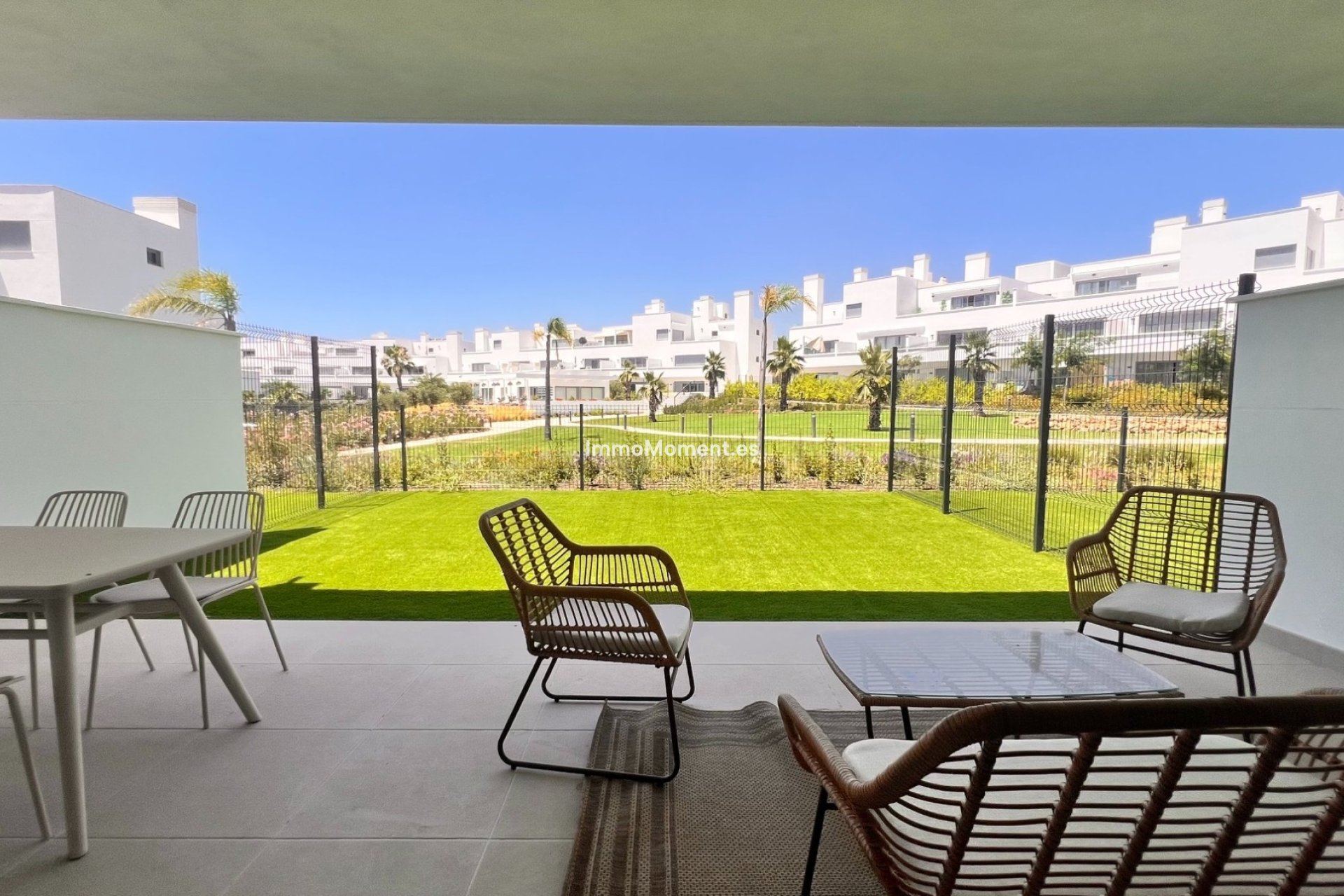 Lange termijn verhuur - Appartement - Estepona  - Cancelada