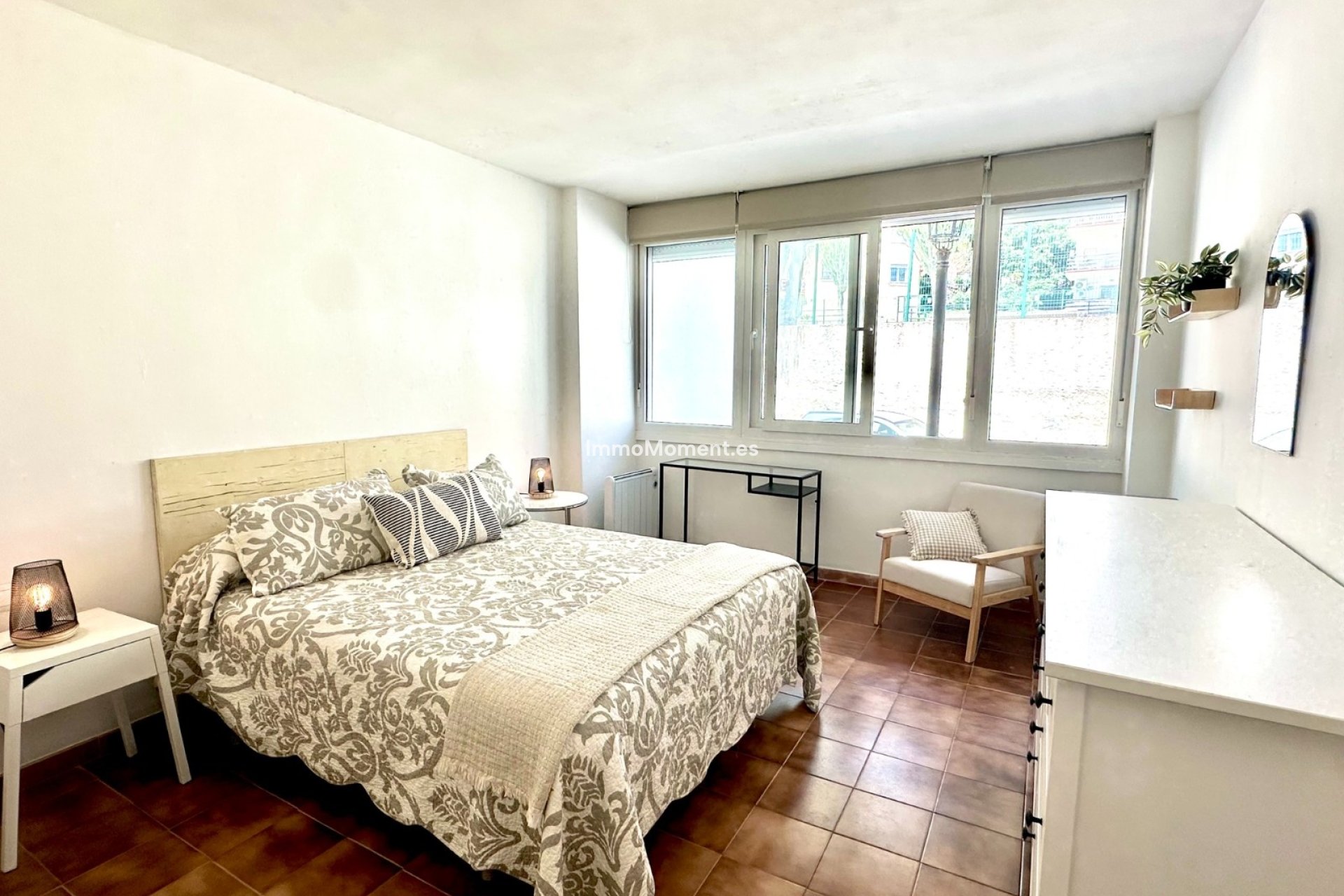 Lange termijn verhuur - Appartement - Estepona  - Estepona Centro