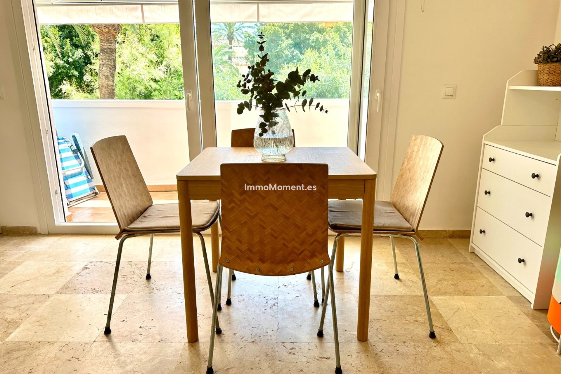 Lange termijn verhuur - Appartement - Estepona  - Estepona Centro