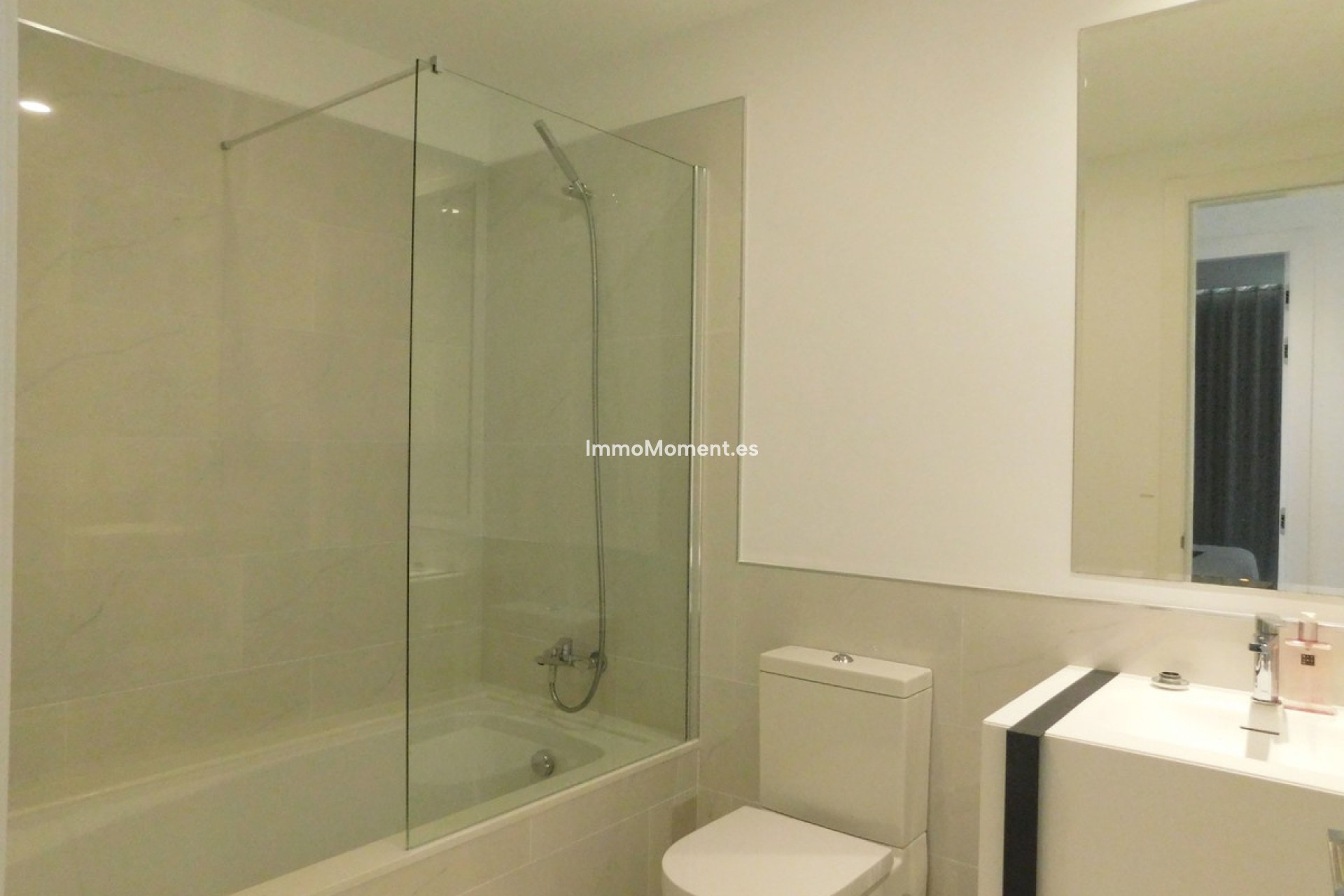 Location de courte durée - Appartement - Estepona  - Atalaya