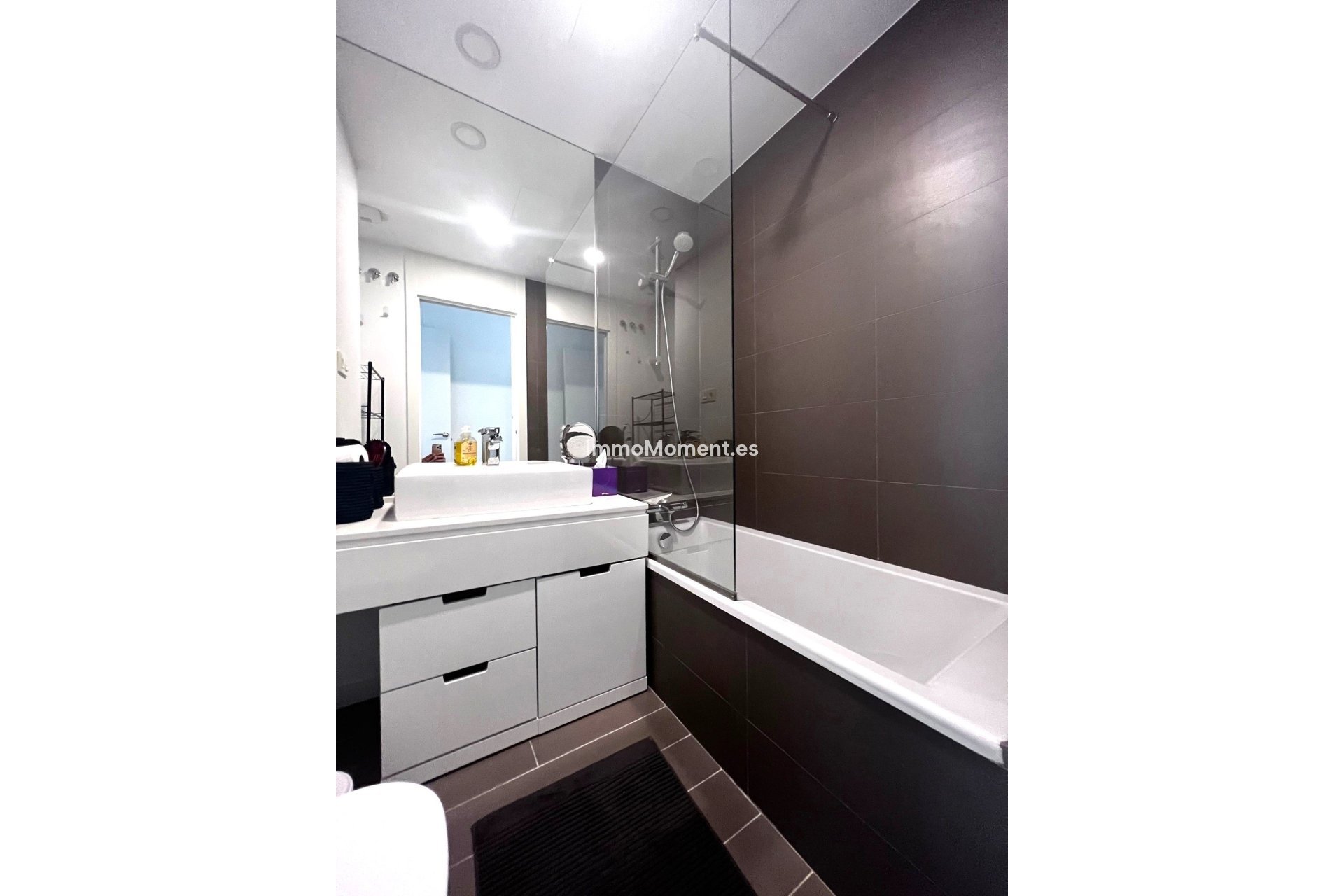 Location de courte durée - Appartement - Estepona  - Cancelada