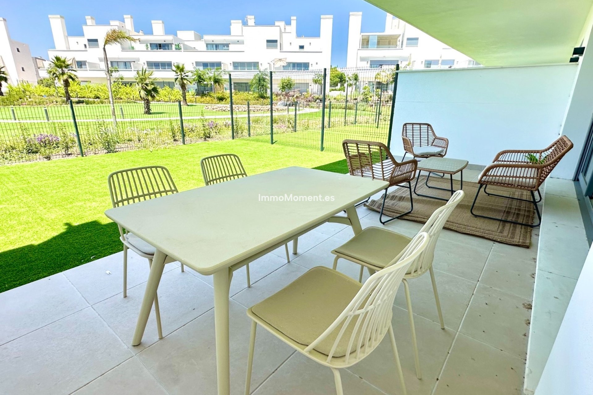 Location de longue durée - Appartement - Estepona  - Cancelada