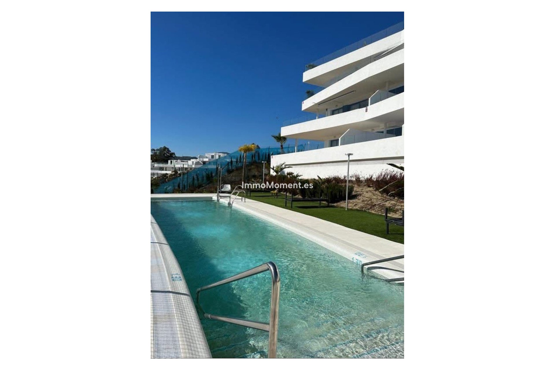 Long Term Rentals - Apartment - Estepona