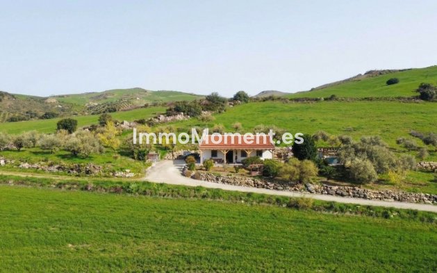 Maison de campagne - Revente - Intérieur                       - Alora