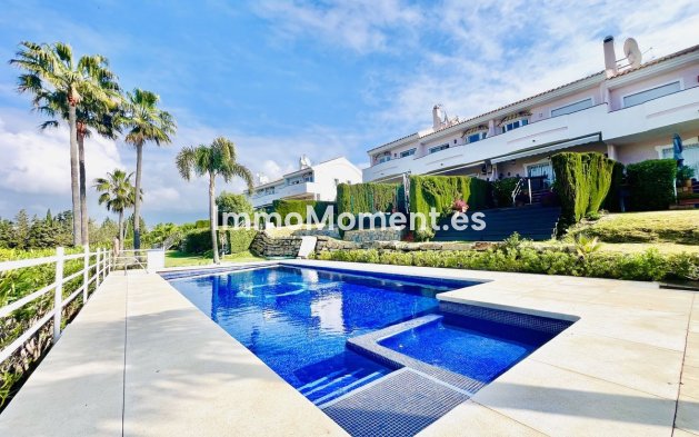 Maison mitoyenne - Revente - Estepona  - Atalaya