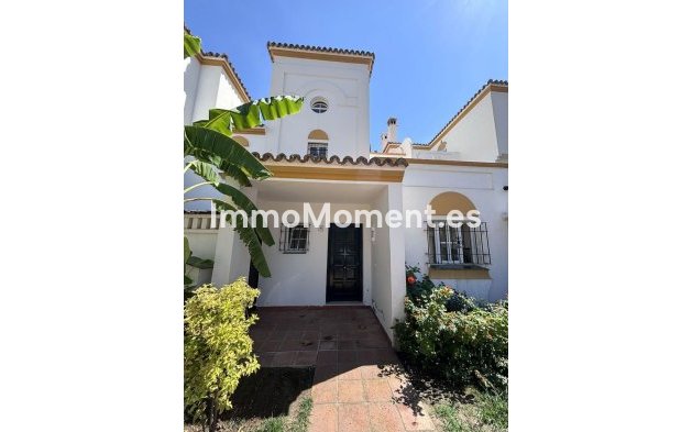 Maison mitoyenne - Revente - Estepona  - Estepona Centro