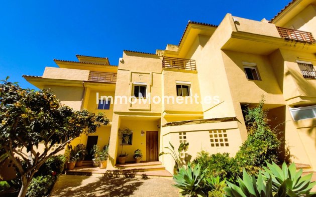 Maison mitoyenne - Revente - Estepona  - Estepona Centro