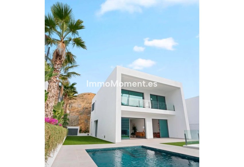 Neubau - Freistehende Villa - Benidorm