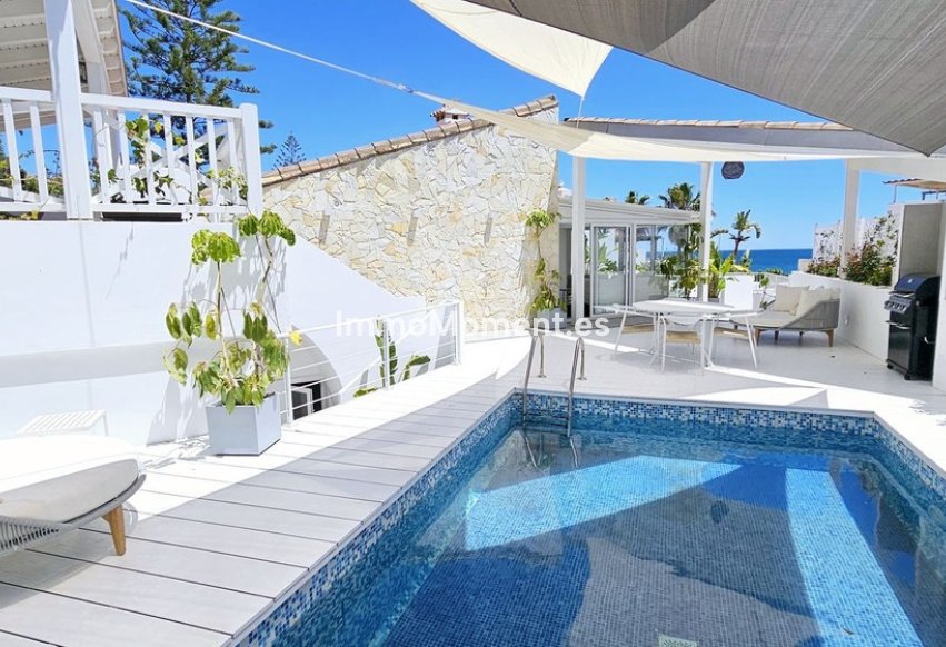 Neubau - Freistehende Villa - Estepona  - Estepona Centro