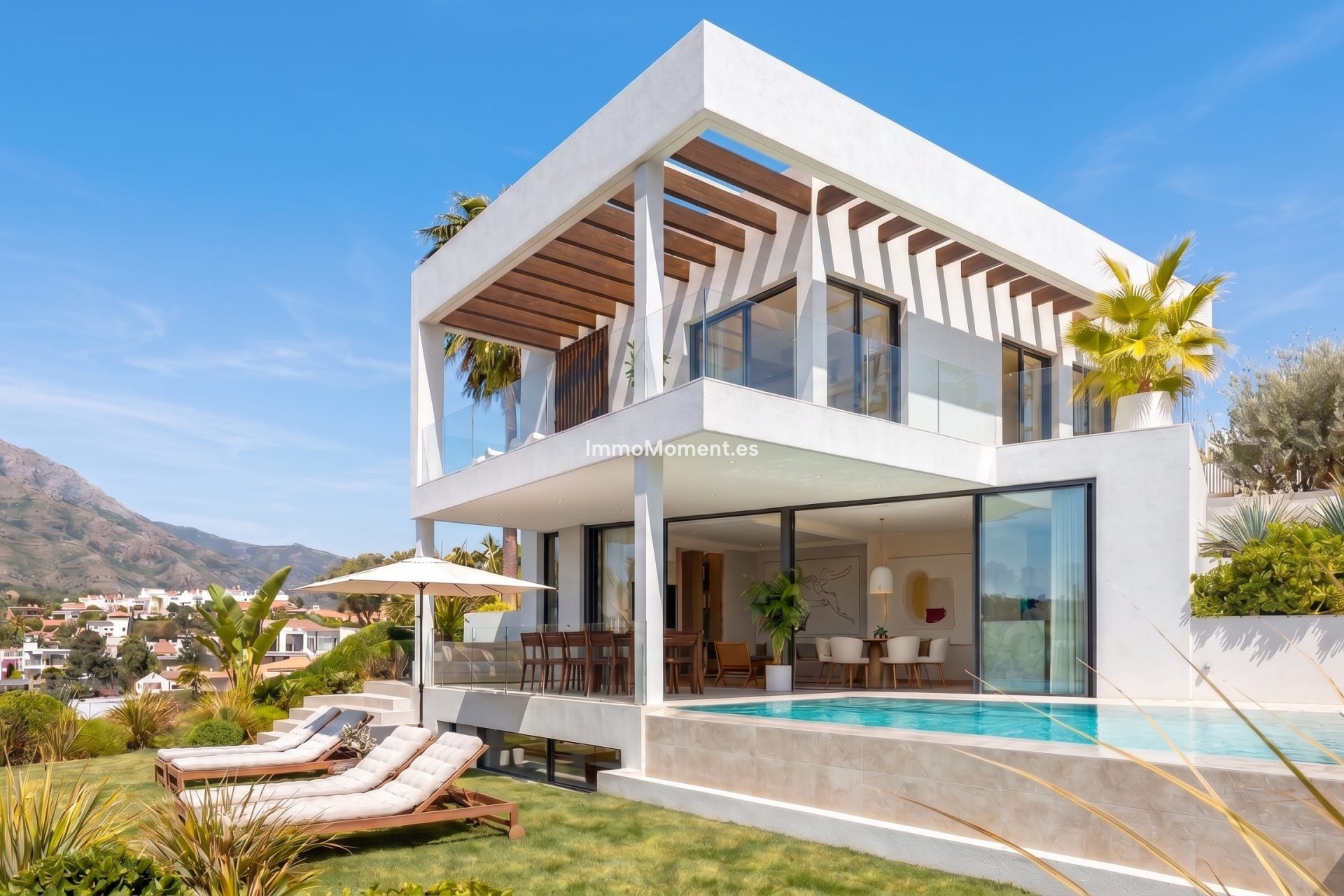 Neubau - Freistehende Villa - Estepona  - Estepona