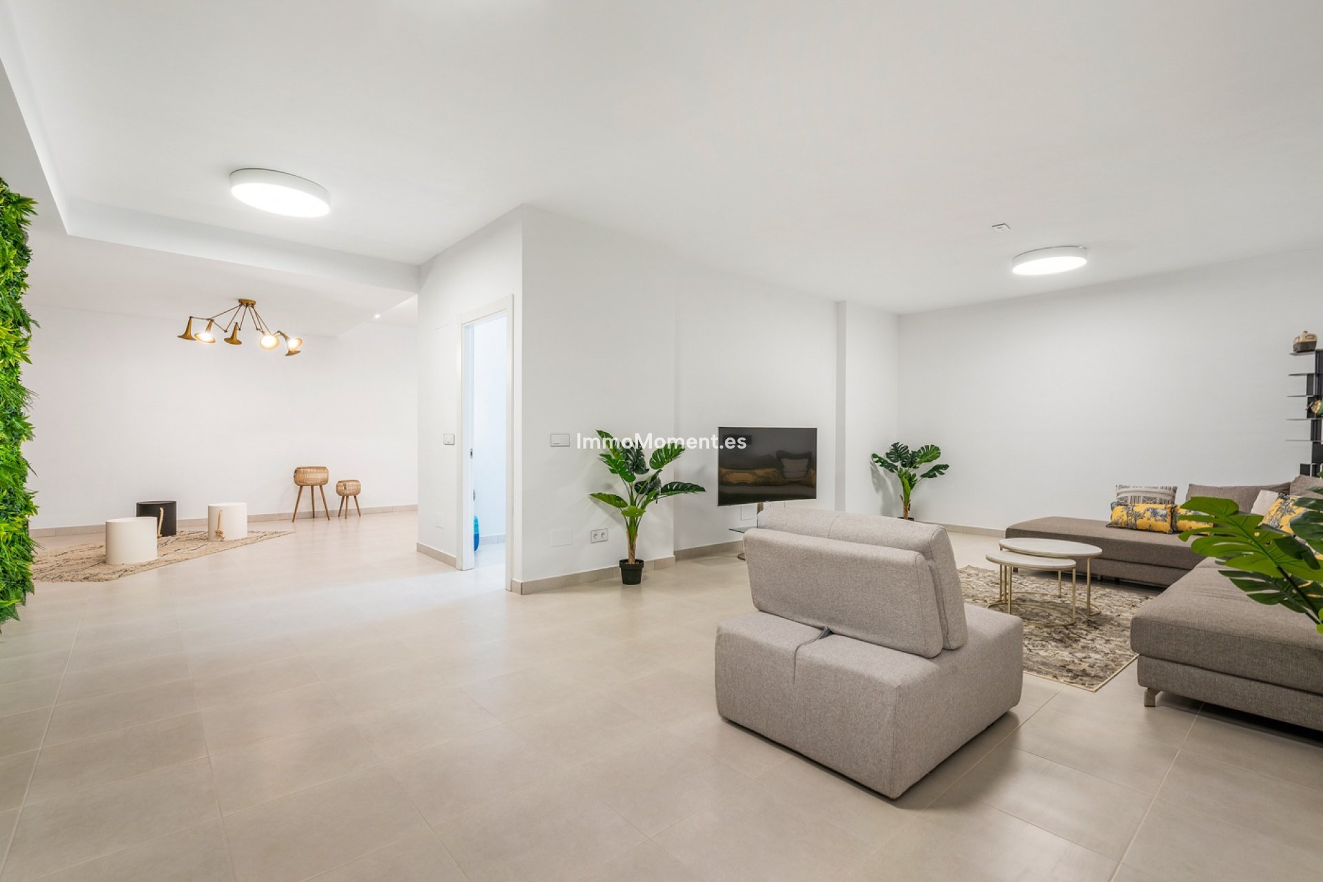 Neubau - Freistehende Villa - Playa Paraiso
