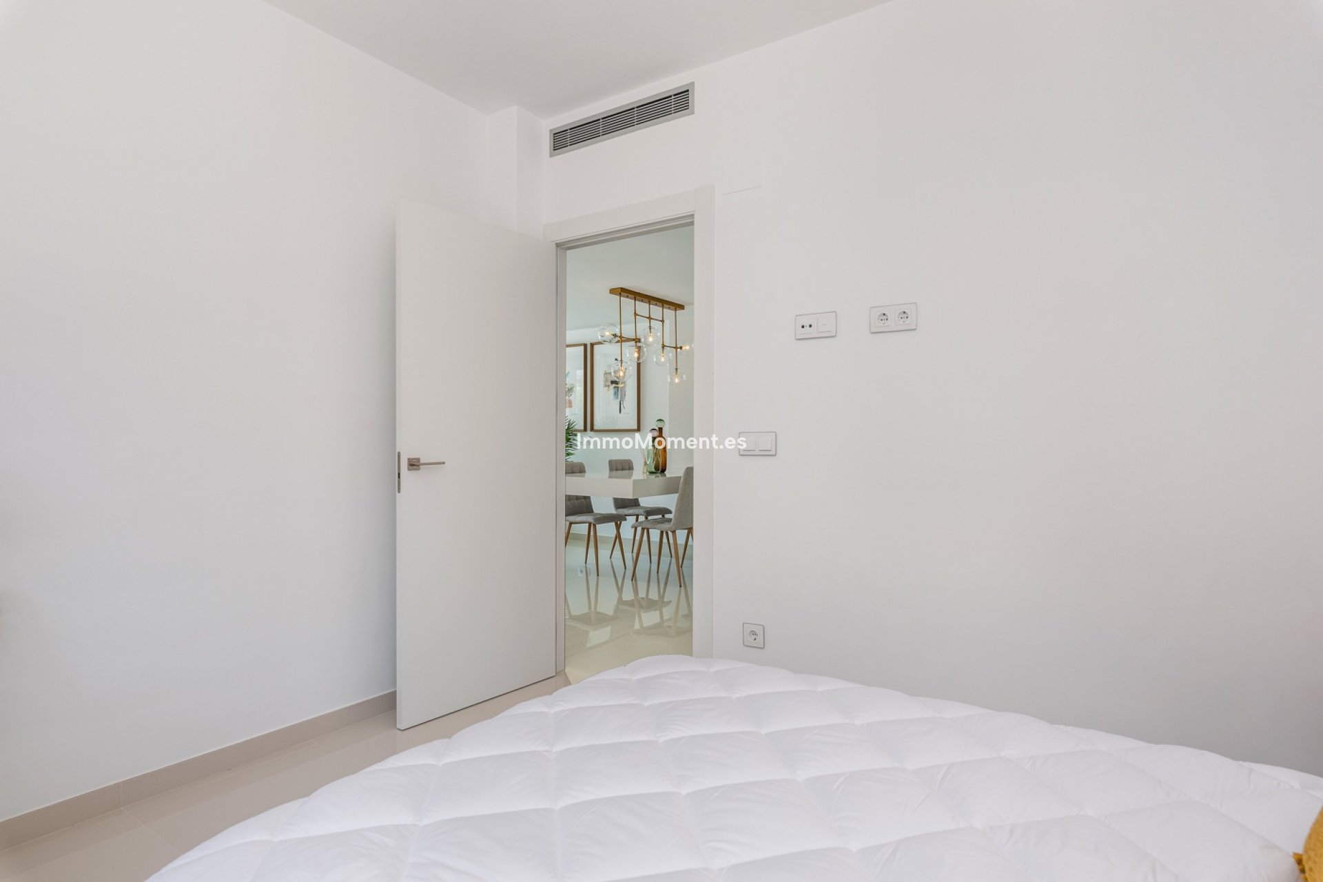 Neubau - Freistehende Villa - Playa Paraiso