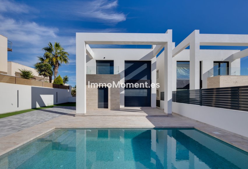 Neubau - Freistehende Villa - Torrevieja
