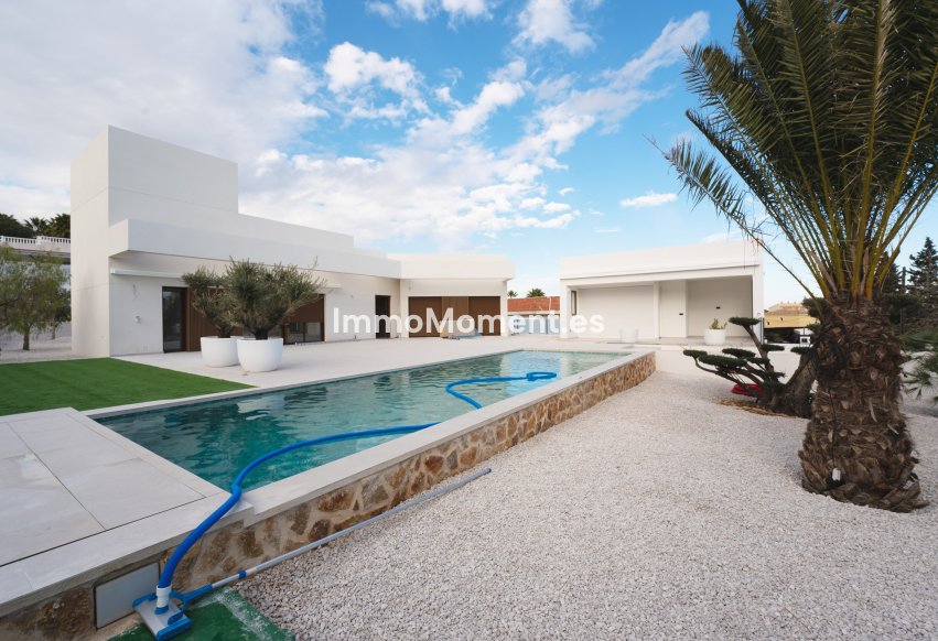 New Build - Detached villa - Benejúzar
