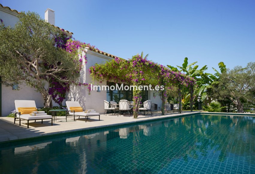 New Build - Detached villa - Casares
