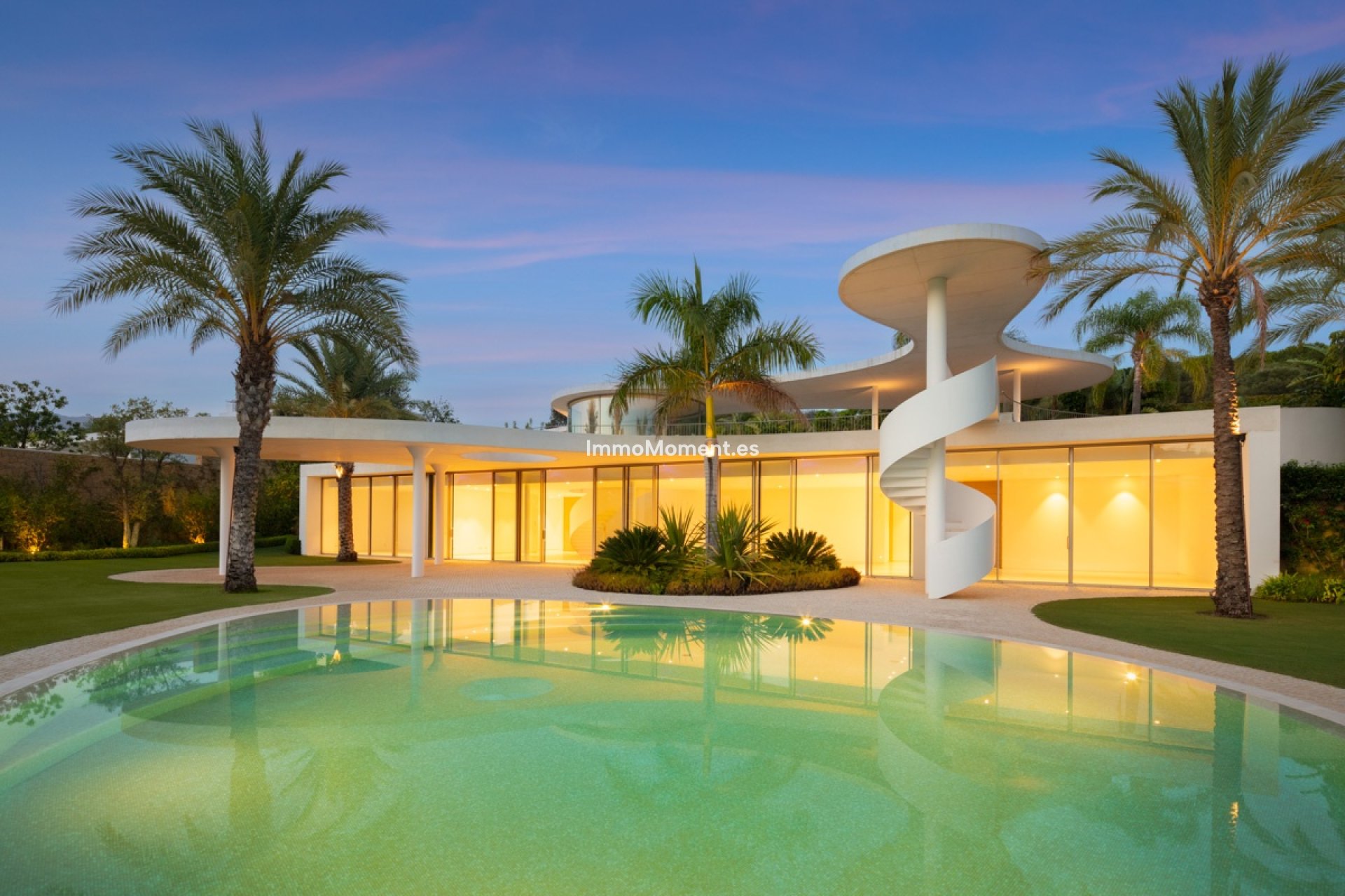 New Build - Detached villa - Casares