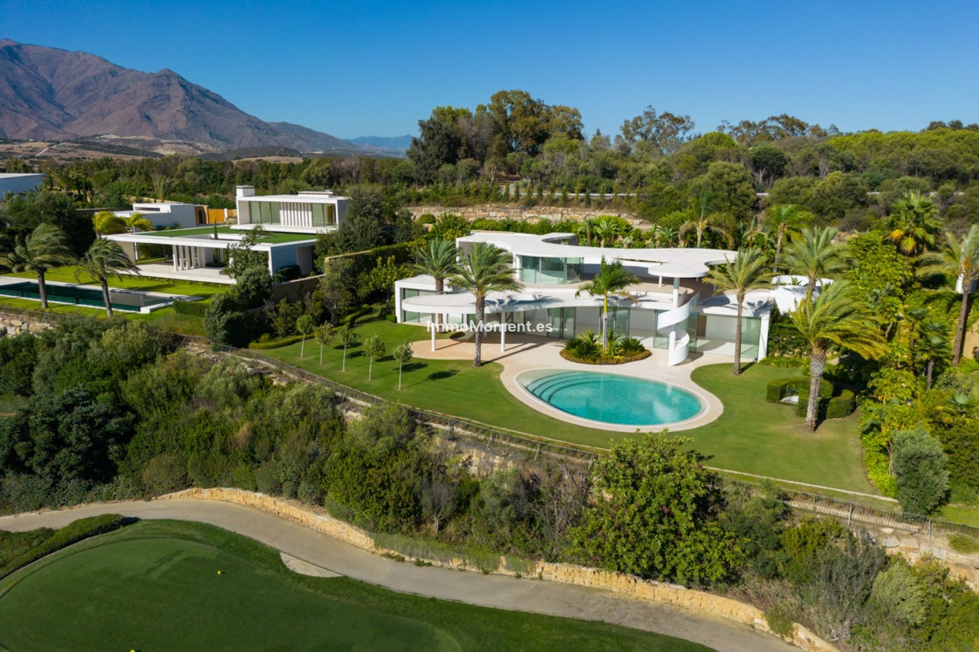 New Build - Detached villa - Casares