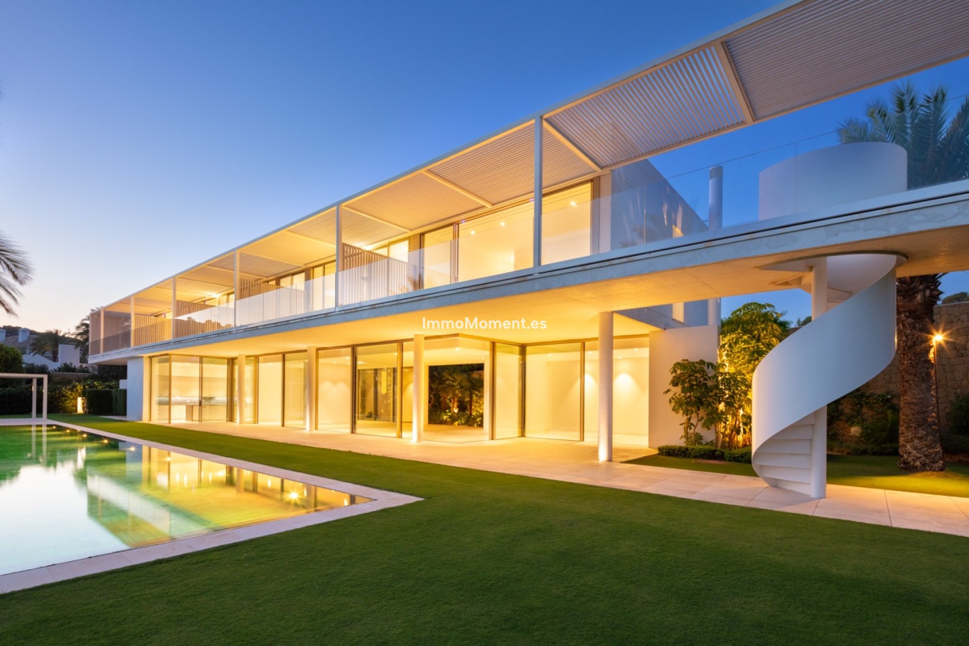 New Build - Detached villa - Casares