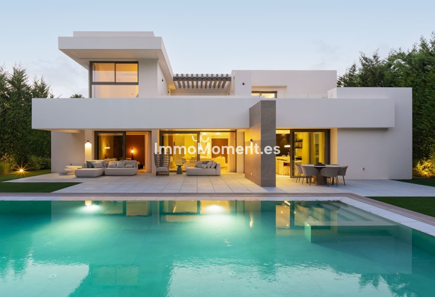 New Build - Detached villa - Estepona