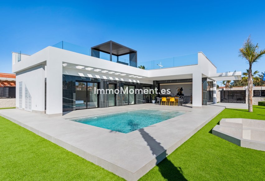 New Build - Detached villa - La Finca Golf