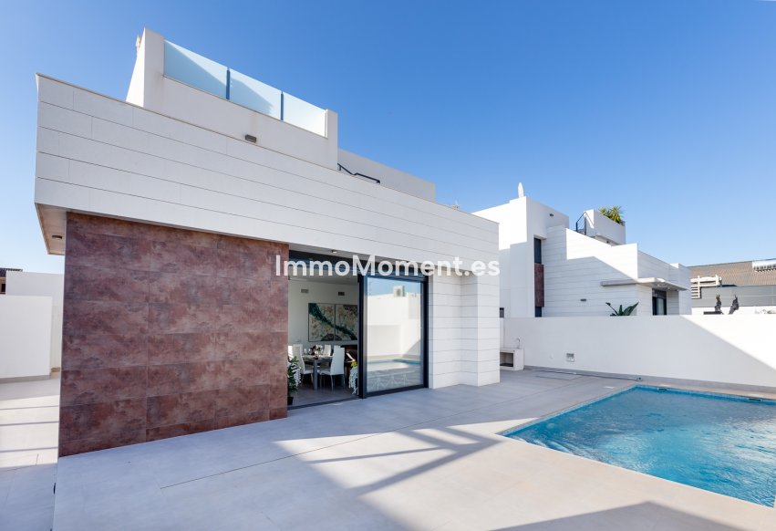 New Build - Detached villa - Pilar de la Horadada