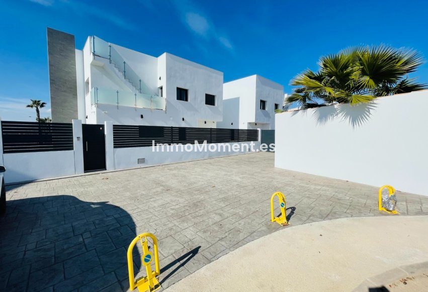 New Build - Detached villa - Torrevieja
