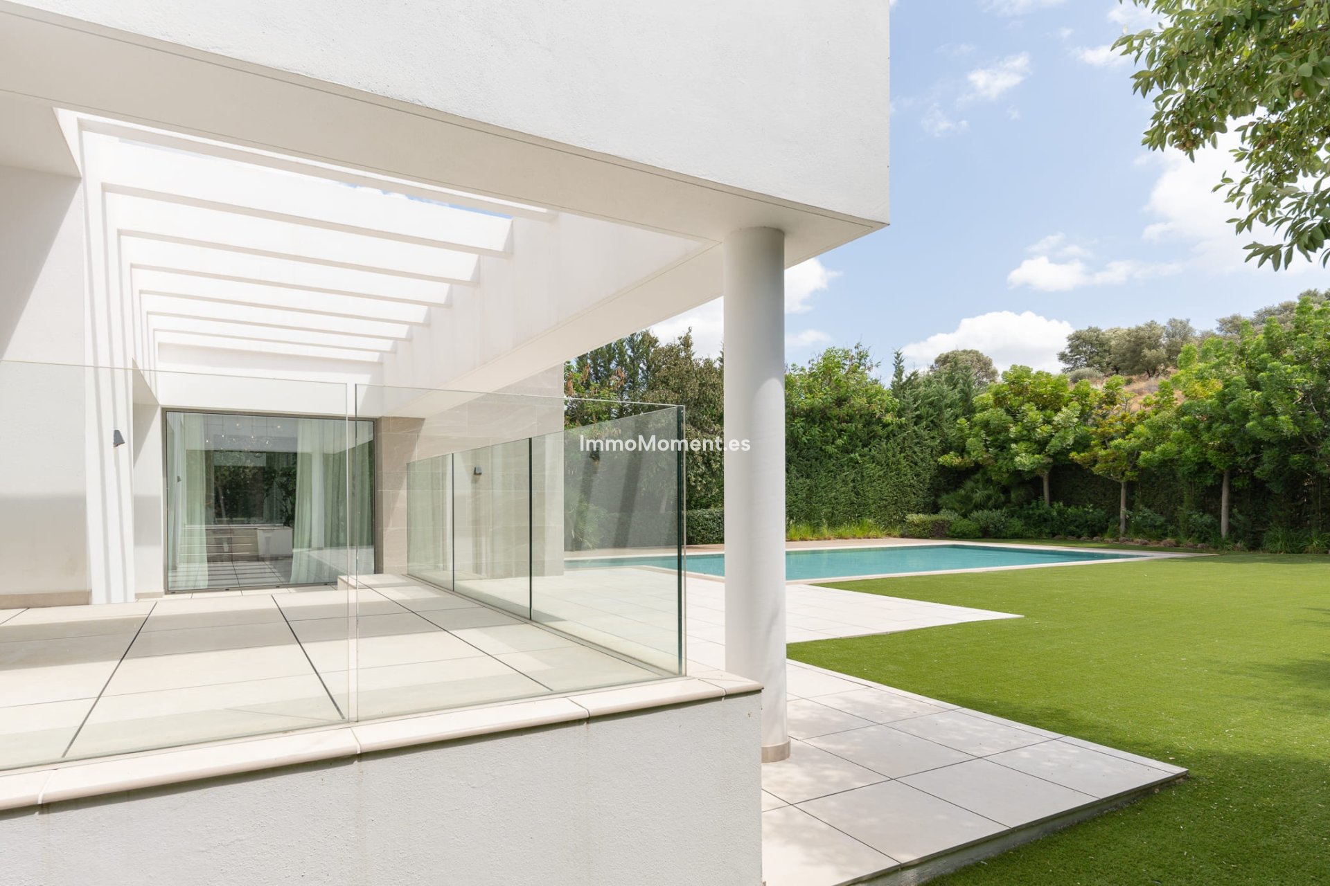 Nieuwbouw - Vrijstaande villa - Estepona  - Estepona