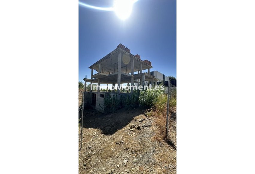Nieuwbouw - Vrijstaande villa - Estepona  - Valle Romano